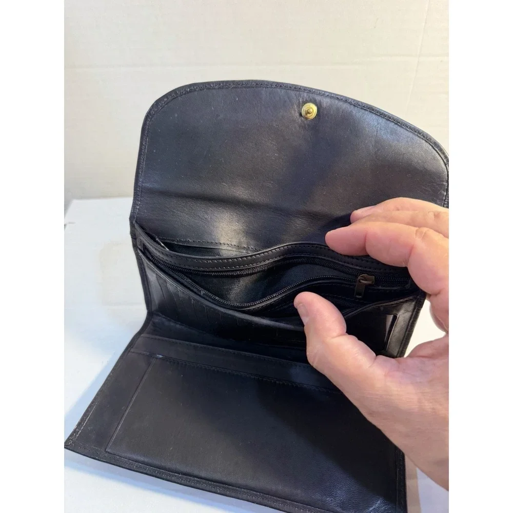 Vintage Liz Claiborne‎ Black Leather Clutch Wallet Embossed Braiding Flap